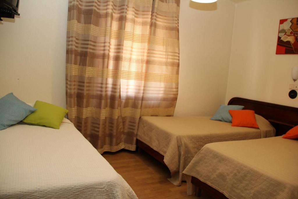 Hotel Residencial Montanhês à Vila Real Chambre photo