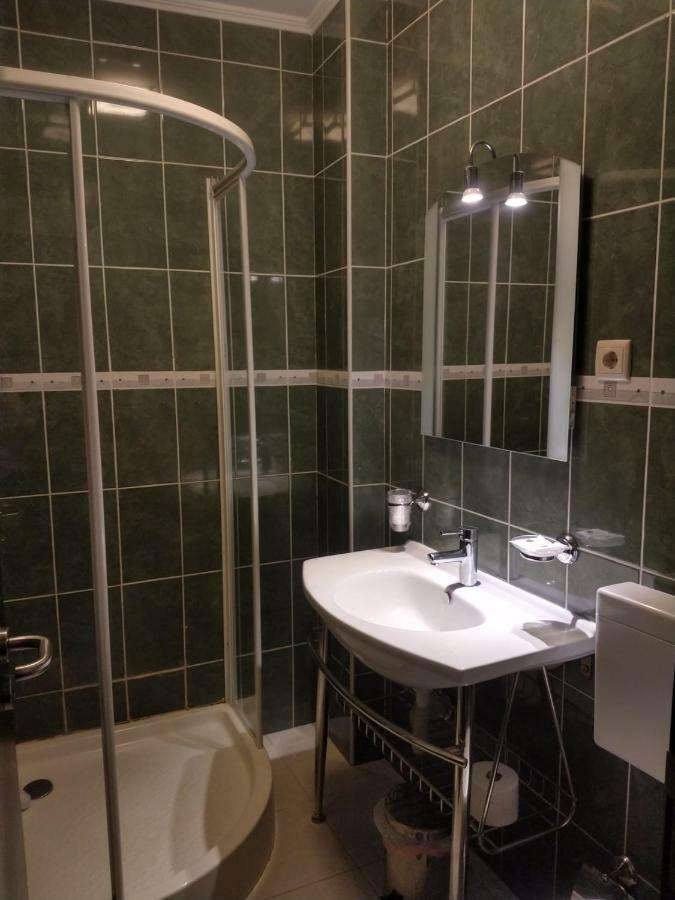 Hotel Residencial Montanhês à Vila Real Extérieur photo